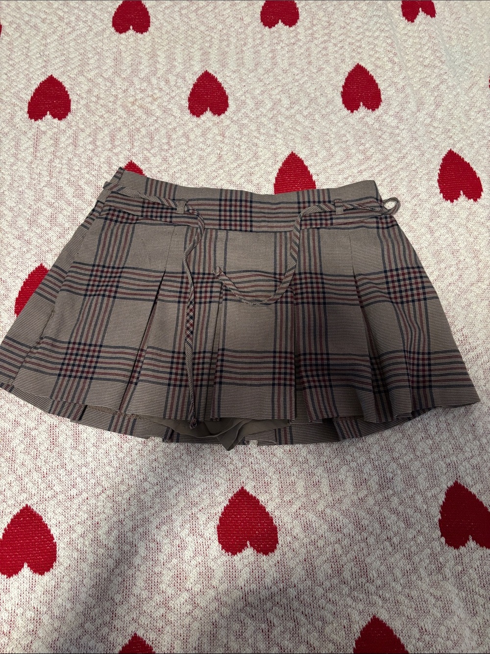 Hollister Taupe Plaid Pleated Mini Skirt with Navy & Burgundy Accents